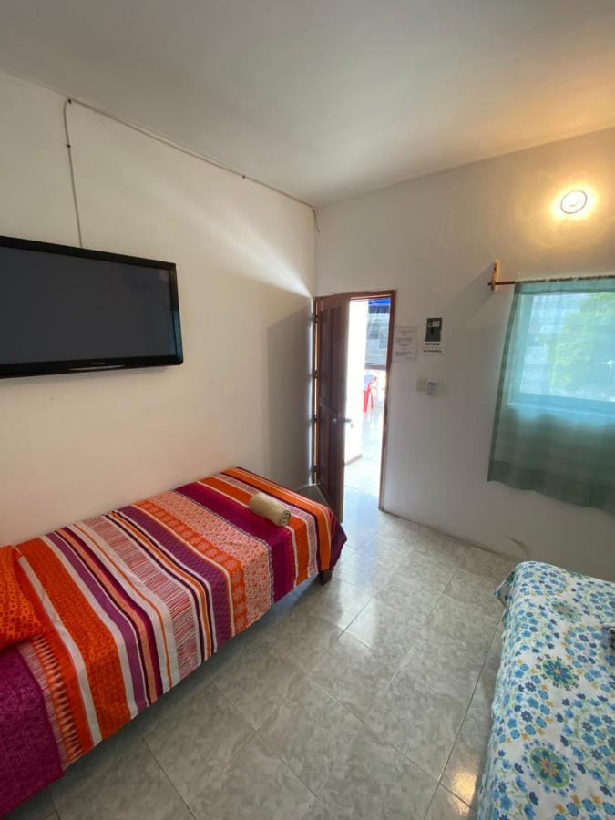 Hotel La Famiglia à Isla Mujeres Extérieur photo